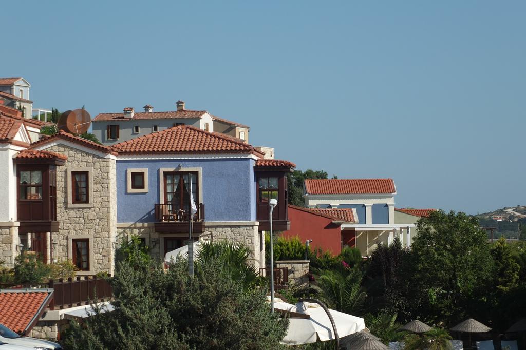 Lapis Port Surf Hotel Алачати Экстерьер фото